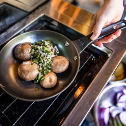 GUIDECAST Frying Pan