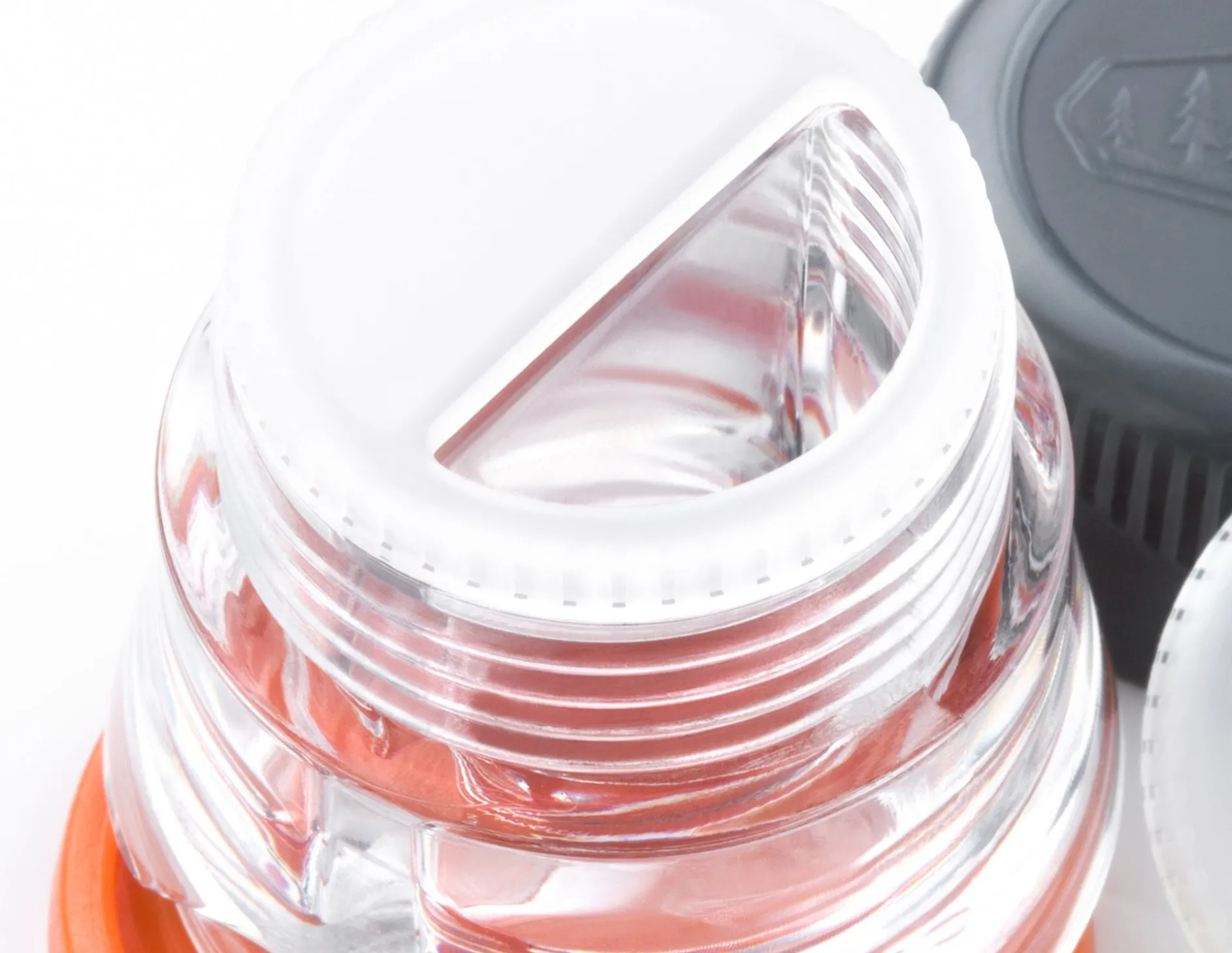 Ultralight Salt + Pepper Shaker